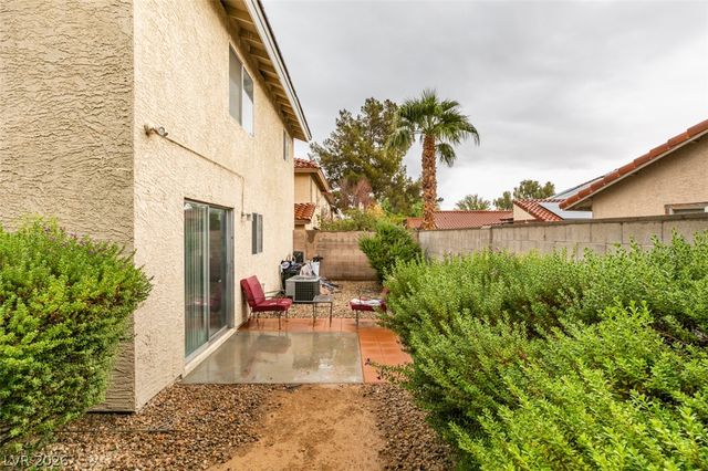 102 Boysenberry Lane, Henderson, NV 89074