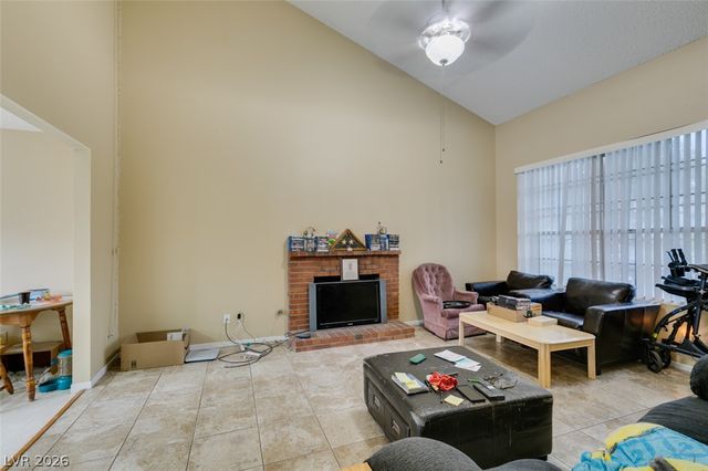 102 Boysenberry Lane, Henderson, NV 89074