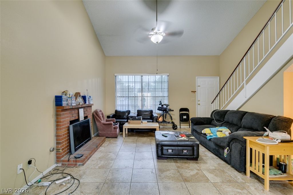 102 Boysenberry Lane, Henderson, NV 89074 — photo 3