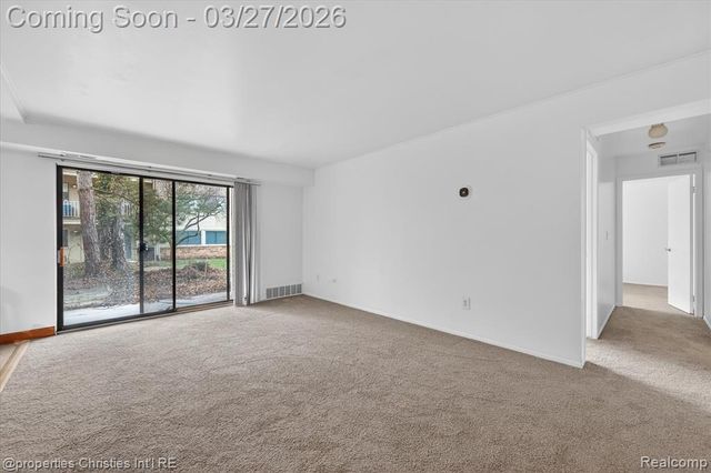 3815 Lone Pine Road, West Bloomfield, MI 48323