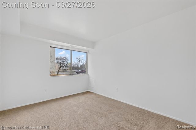 3815 Lone Pine Road, West Bloomfield, MI 48323