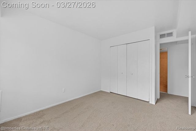 3815 Lone Pine Road, West Bloomfield, MI 48323