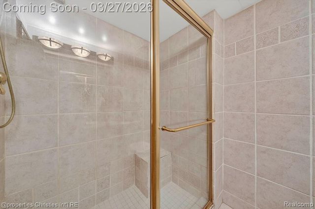 3815 Lone Pine Road, West Bloomfield, MI 48323