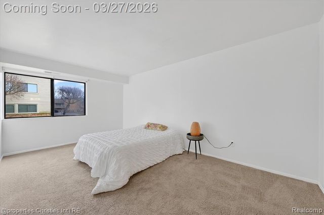 3815 Lone Pine Road, West Bloomfield, MI 48323