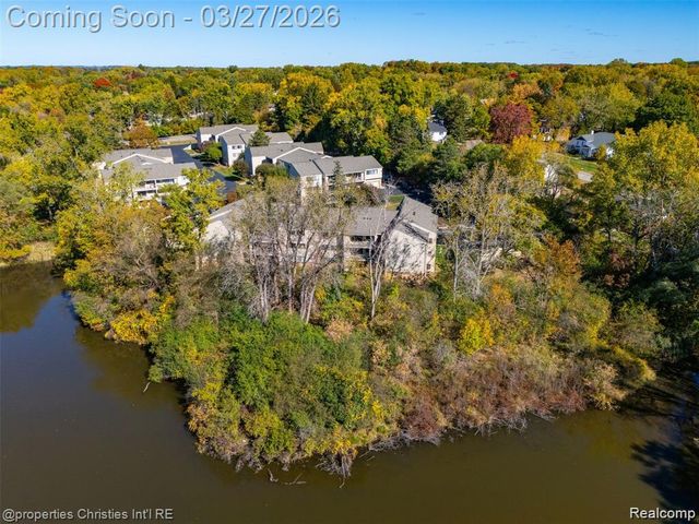 3815 Lone Pine Road, West Bloomfield, MI 48323