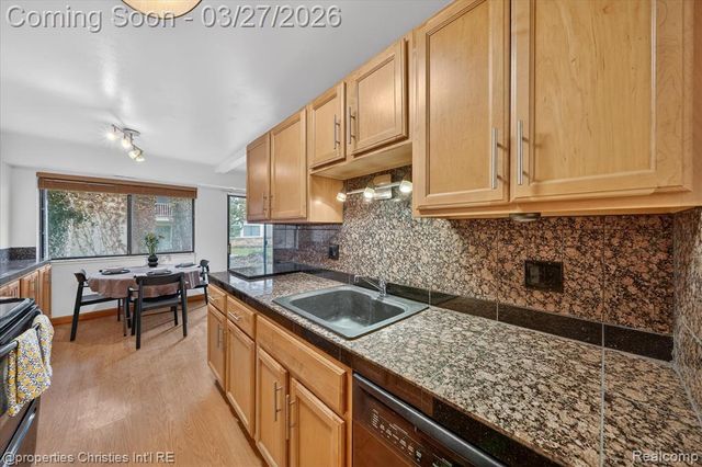 3815 Lone Pine Road, West Bloomfield, MI 48323