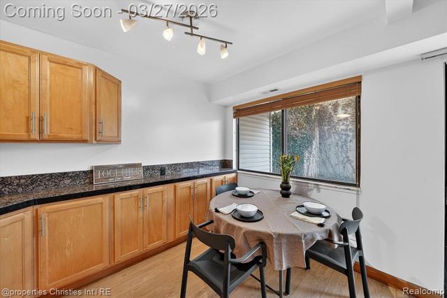 3815 Lone Pine Road, West Bloomfield, MI 48323