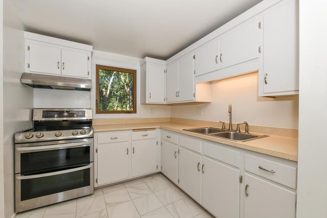 6508 N Tichigan ROAD, Waterford, WI 53185