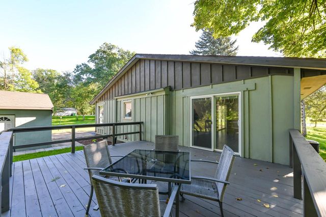 6508 N Tichigan ROAD, Waterford, WI 53185