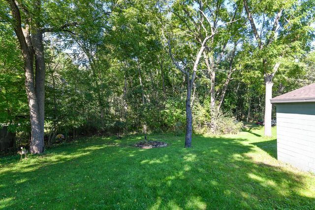 6508 N Tichigan ROAD, Waterford, WI 53185
