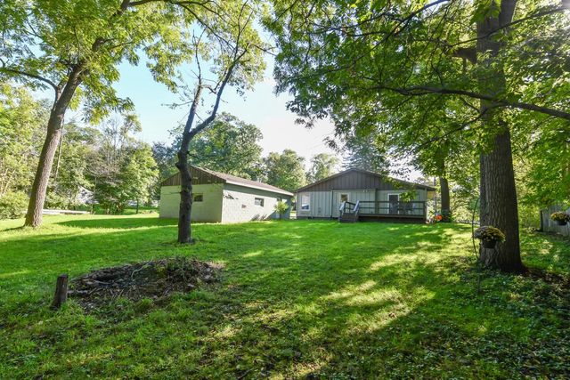 6508 N Tichigan ROAD, Waterford, WI 53185