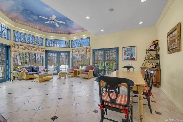 12 OVERLOOK Court, Lattingtown, NY 11560
