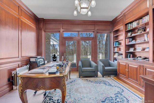 12 OVERLOOK Court, Lattingtown, NY 11560