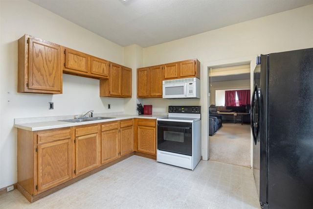 1219 E 13th Street, Hibbing, MN 55746