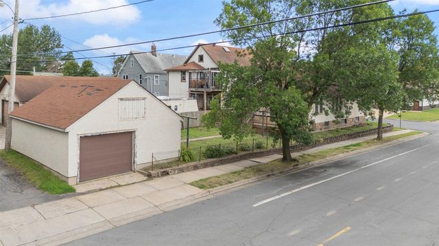 1219 E 13th Street, Hibbing, MN 55746