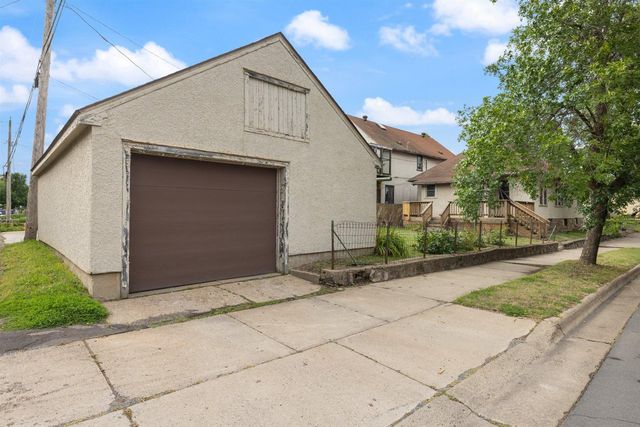 1219 E 13th Street, Hibbing, MN 55746