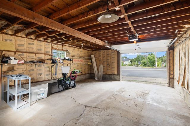 1219 E 13th Street, Hibbing, MN 55746