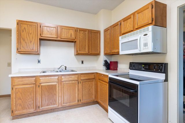 1219 E 13th Street, Hibbing, MN 55746