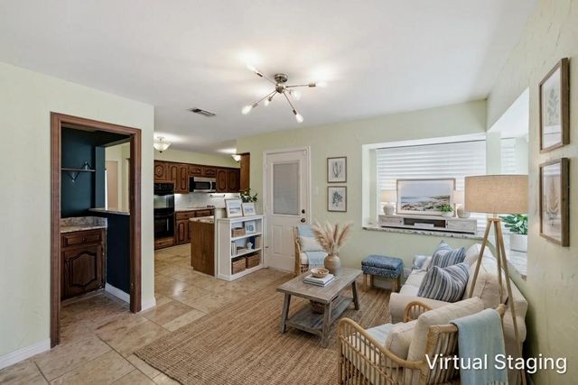 467 Harvest Glen Drive, Richardson, TX 75081