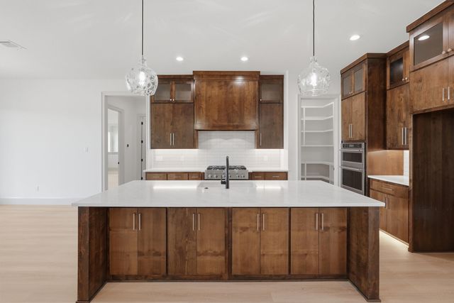 2073 Preserve Trail, Weatherford, TX 76087