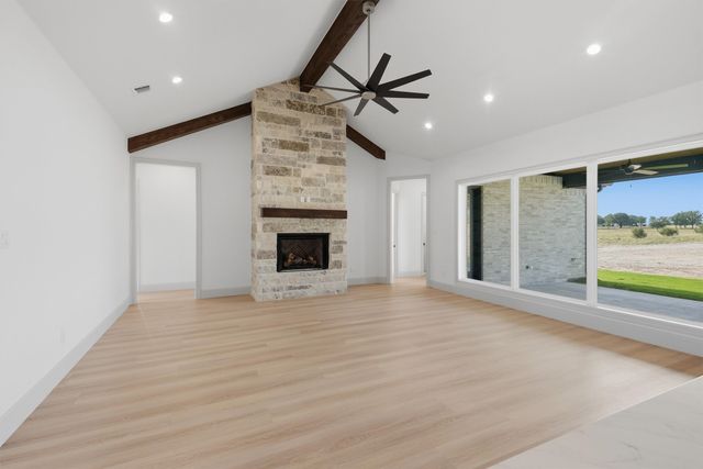 2073 Preserve Trail, Weatherford, TX 76087