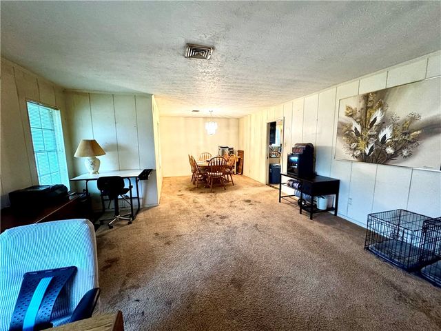 211 Barracuda Dr, Portland, TX 78374