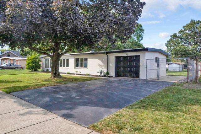 7906 W 98th Street, Hickory Hills, IL 60457