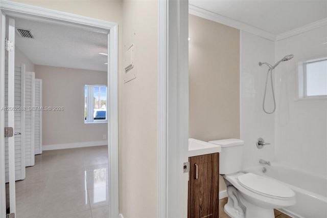920 SW 28th Street 12, Fort Lauderdale, FL 33315