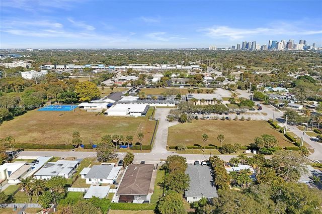 920 SW 28th Street 12, Fort Lauderdale, FL 33315
