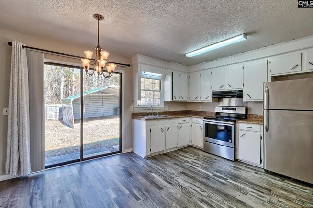 229 Gatlin Drive, Hopkins, SC 29061