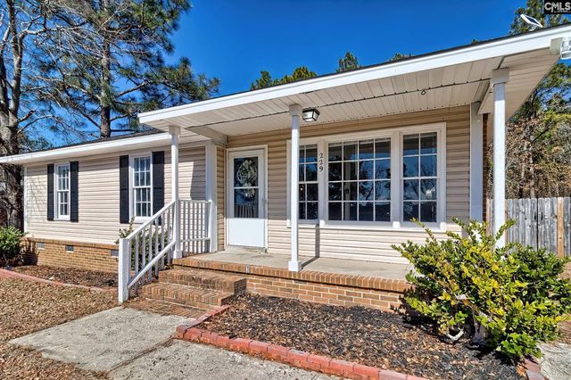 229 Gatlin Drive, Hopkins, SC 29061