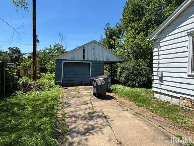 1823 Covert Avenue, Evansville, IN 47714