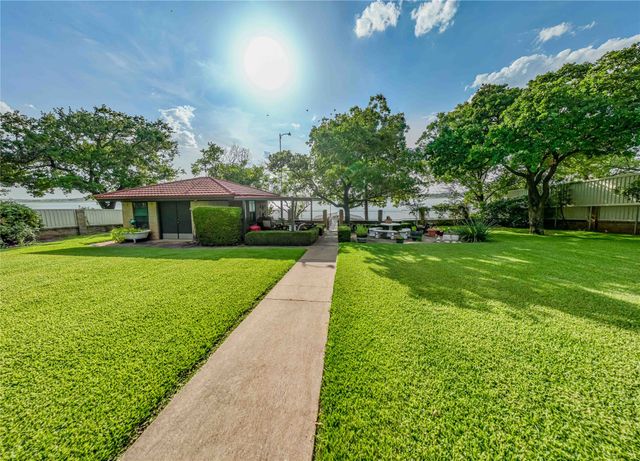 3093 County Road 264, Breckenridge, TX 76424