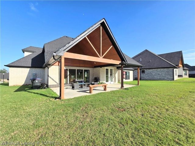6800 PROVIDENCE Way, Fort Smith, AR 72916