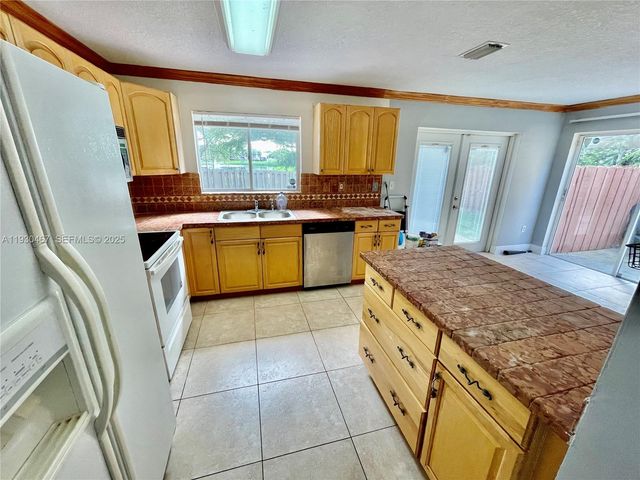 10223 SW 156th Ave 0, Miami, FL 33196