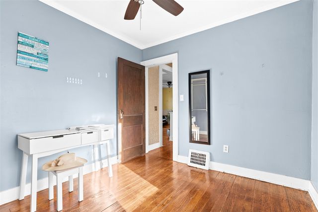 325 Whitcomb Street, Kalamazoo, MI 49001