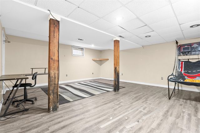 325 Whitcomb Street, Kalamazoo, MI 49001