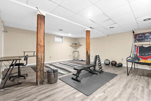 325 Whitcomb Street, Kalamazoo, MI 49001