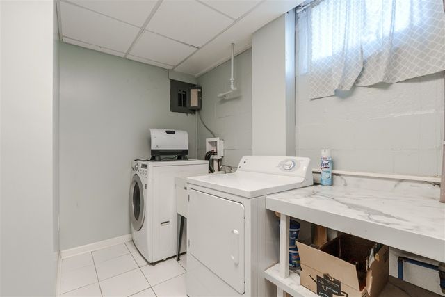 325 Whitcomb Street, Kalamazoo, MI 49001