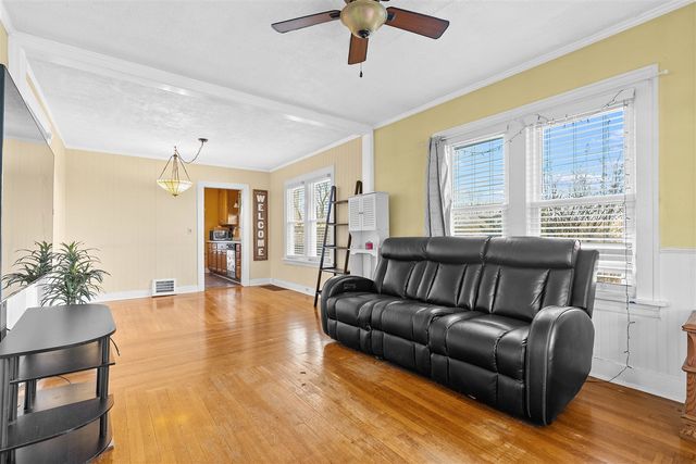 325 Whitcomb Street, Kalamazoo, MI 49001