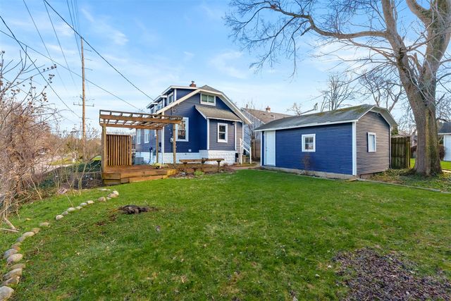 325 Whitcomb Street, Kalamazoo, MI 49001