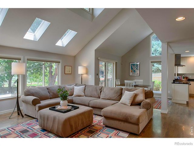 1311 Songbird Court, Boulder, CO 80303