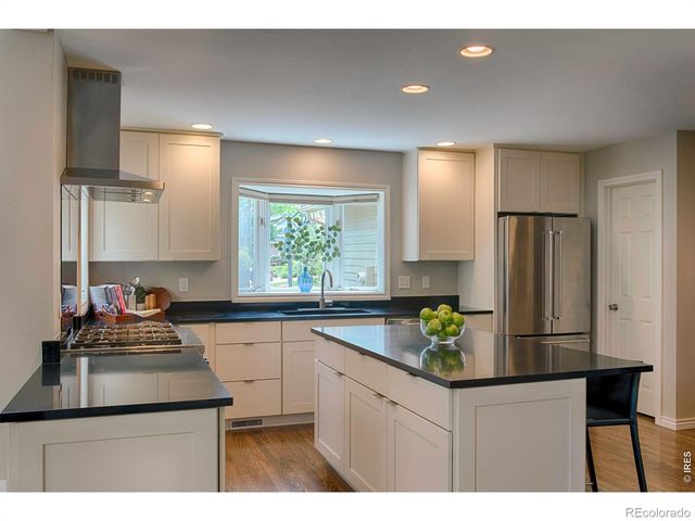 1311 Songbird Court, Boulder, CO 80303