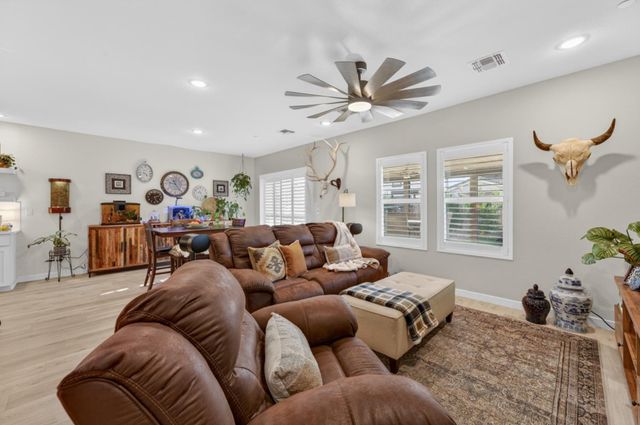 1124 Elm Terrace Way, Wheatland, CA 95692