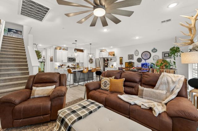 1124 Elm Terrace Way, Wheatland, CA 95692