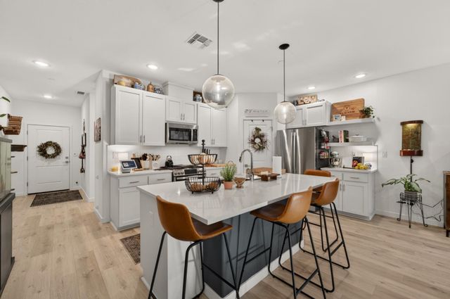 1124 Elm Terrace Way, Wheatland, CA 95692