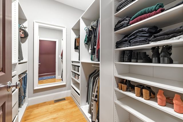 167 Poplar St 1, Boston, MA 02131