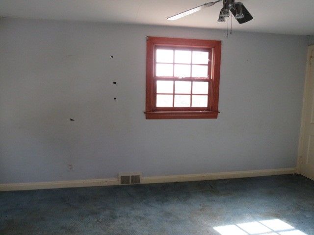 444 Franklin Farms Rd, N Franklin Twp, PA 15301