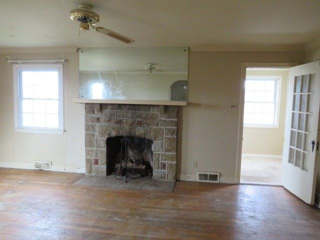 444 Franklin Farms Rd, N Franklin Twp, PA 15301