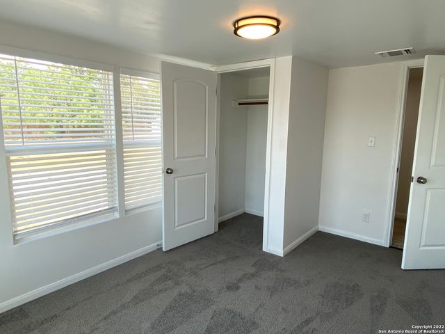 202 McCAULEY BLVD, San Antonio, TX 78221